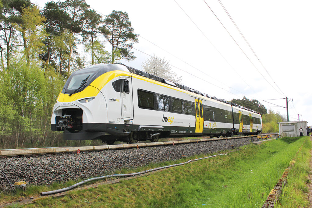 Neue batterie-elektrische Triebzüge wie dieser Siemens Mireo Plus B, der bereits für die Ortenau-S-Bahn beschafft wird, sollen ab 2029 schrittweise die Dieseltriebzüge in Baden-Württenberg ablösen.