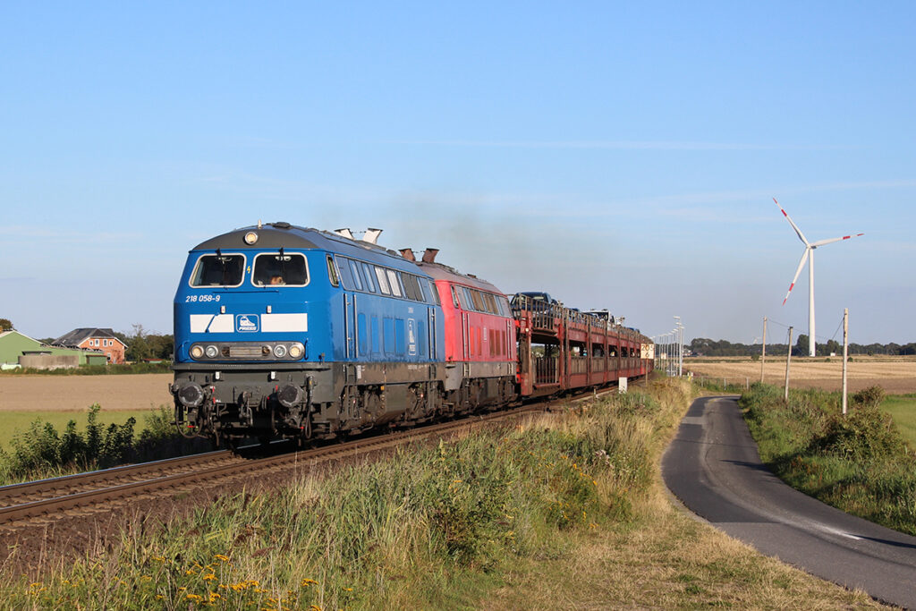 Zwischen Niebüll und Klanxbüll soll die hier noch eingleisige Marschbahn nach Westerland (Sylt) zweigleisig ausgebaut werden.