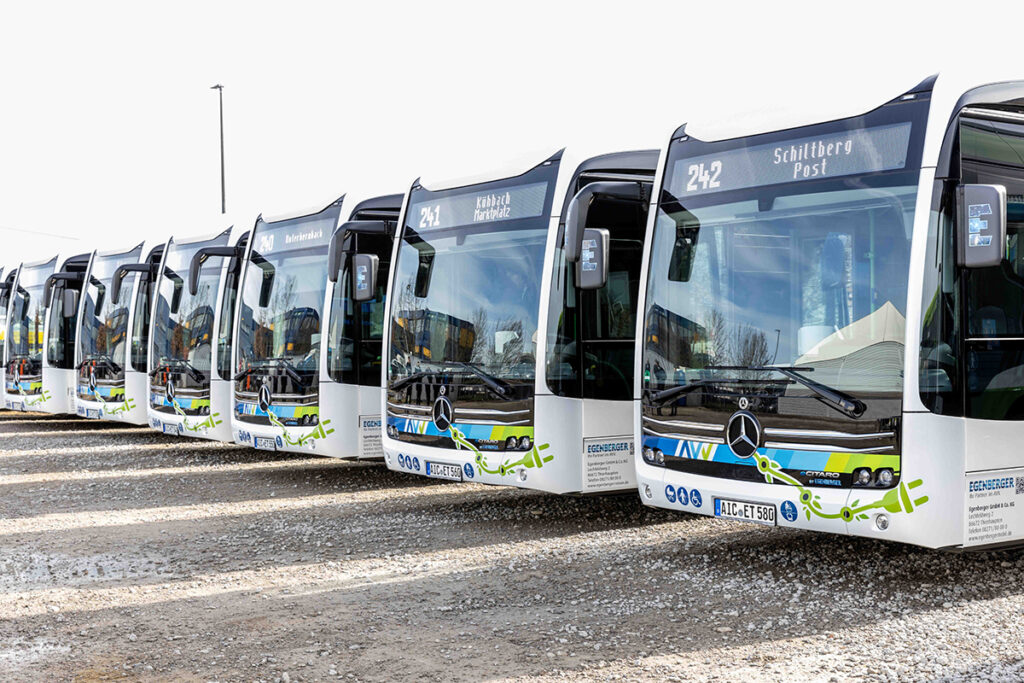 Neue AVV-E-Bus-Flotte im Landkreis Aichach-Friedberg.