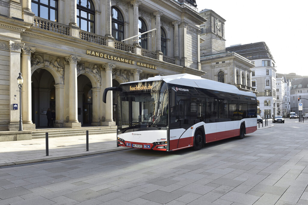 Emissionsfreier Solaris-Elektrobus der Hochbahn.