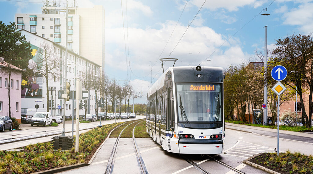 rnv: Škoda-Tram fährt auf der Linie 5