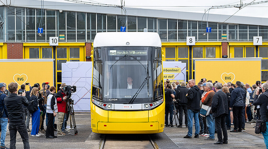 Berlin: Ganz laaaaanger Fahrspaß im Urbanliner