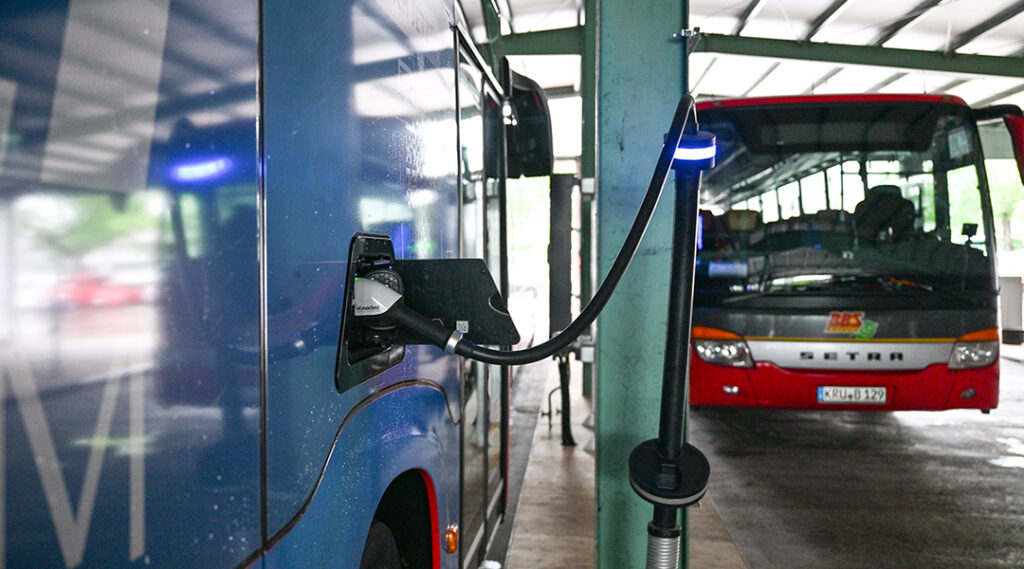 LEW: Elektrifizierung von Busbetriebshöfen