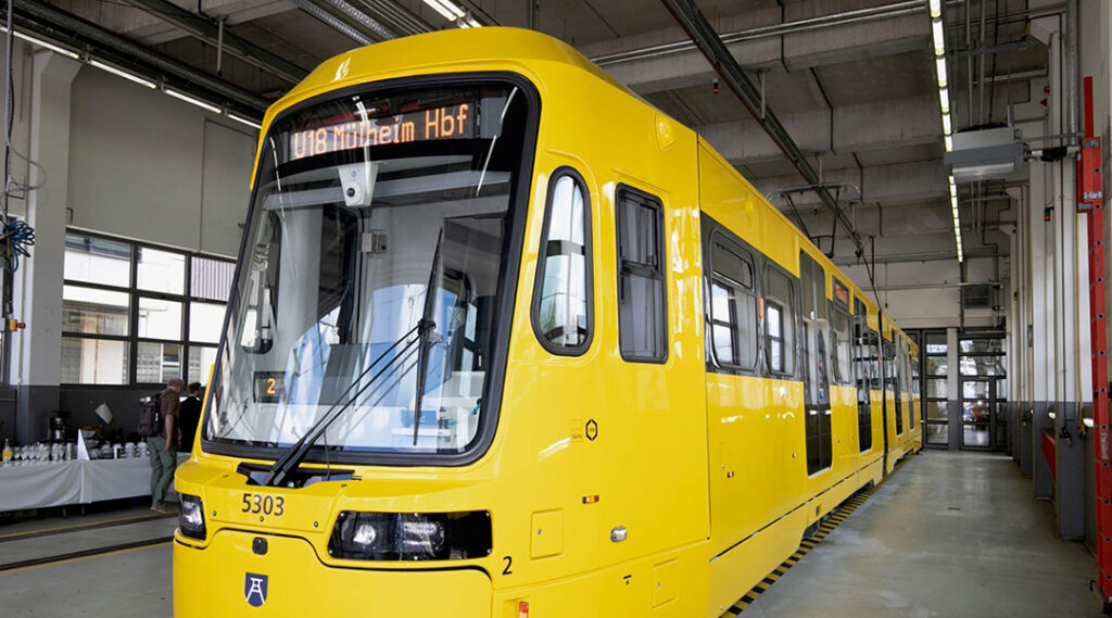 Ruhrbahn erneuert Hochflur-Flotte