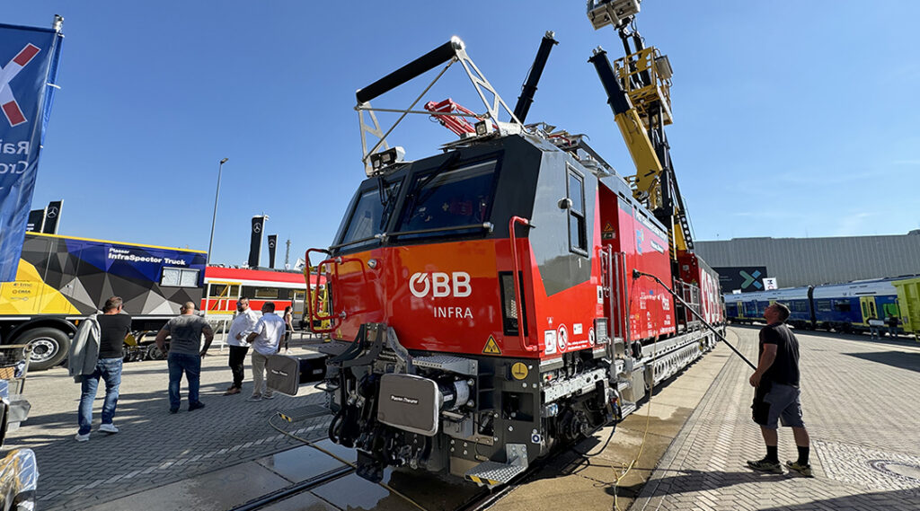 Arbeitsfahrzeuge für den Gleis- und Oberleitungsbau