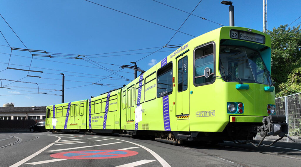 Frankfurt (Main): Pakete per LastMileTram