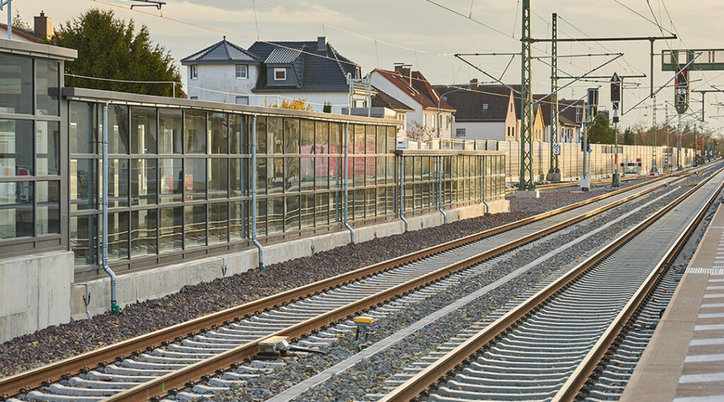 Fahrplan 2025: Riedbahn geht (fast) wieder in Betrieb