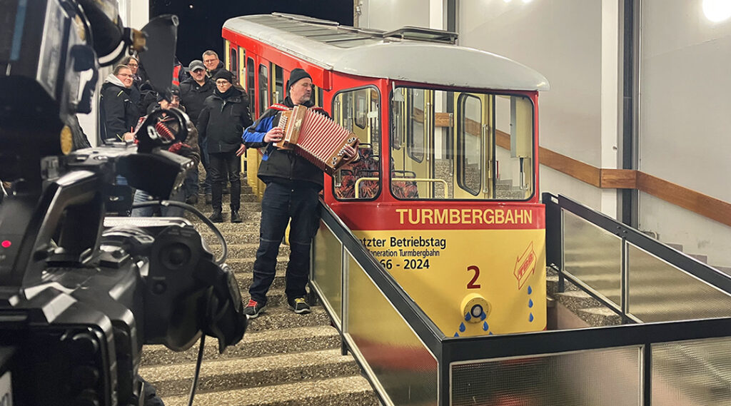 Karlsruhe: Abschied von der Turmbergbahn