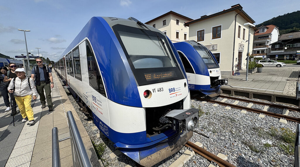 Deutschland-Ticket wird teurer und teurer und …