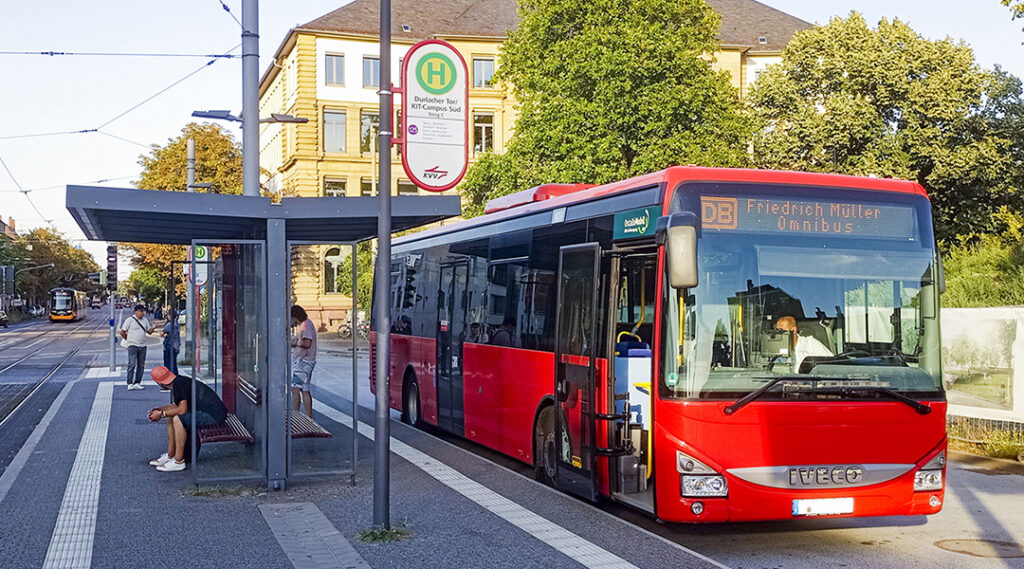 INIT: Bessere Fahrgastinfos für DB Regio Bus Baden-Württemberg