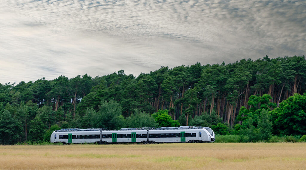 MRB übernimmt ersten Akkuzug