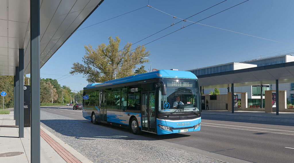 IVECO BUS auf der BUS2BUS 2026