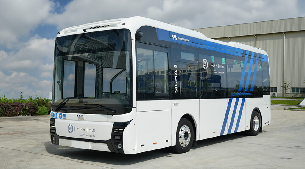 BUS2BUS: Elektrische Mini- und Midibusse