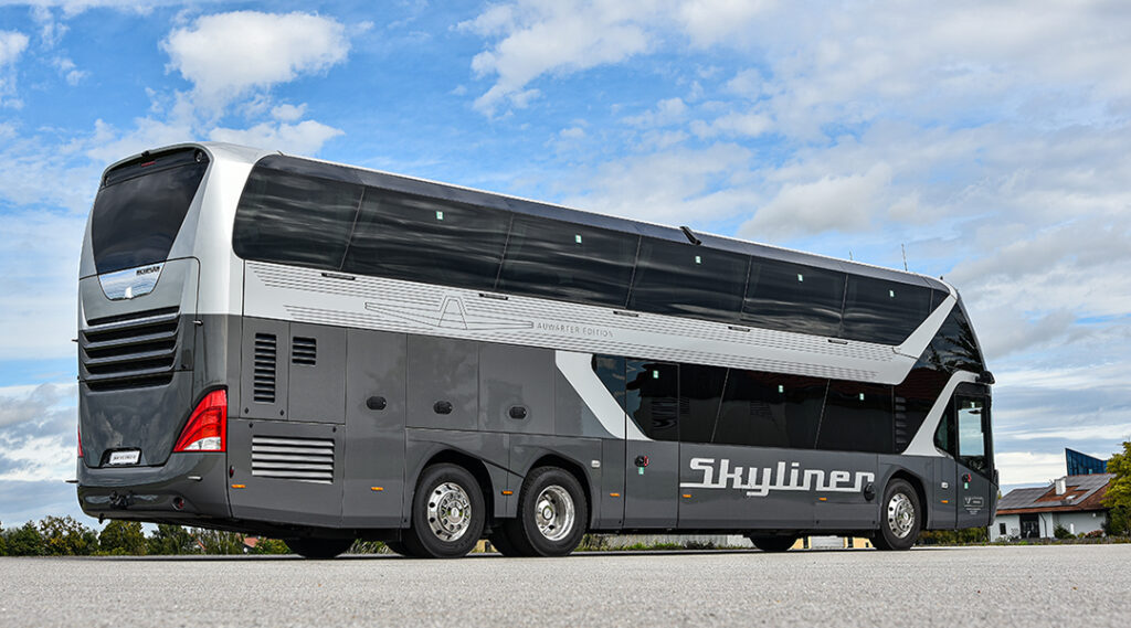 MAN und NEOPLAN auf der BUS2BUS