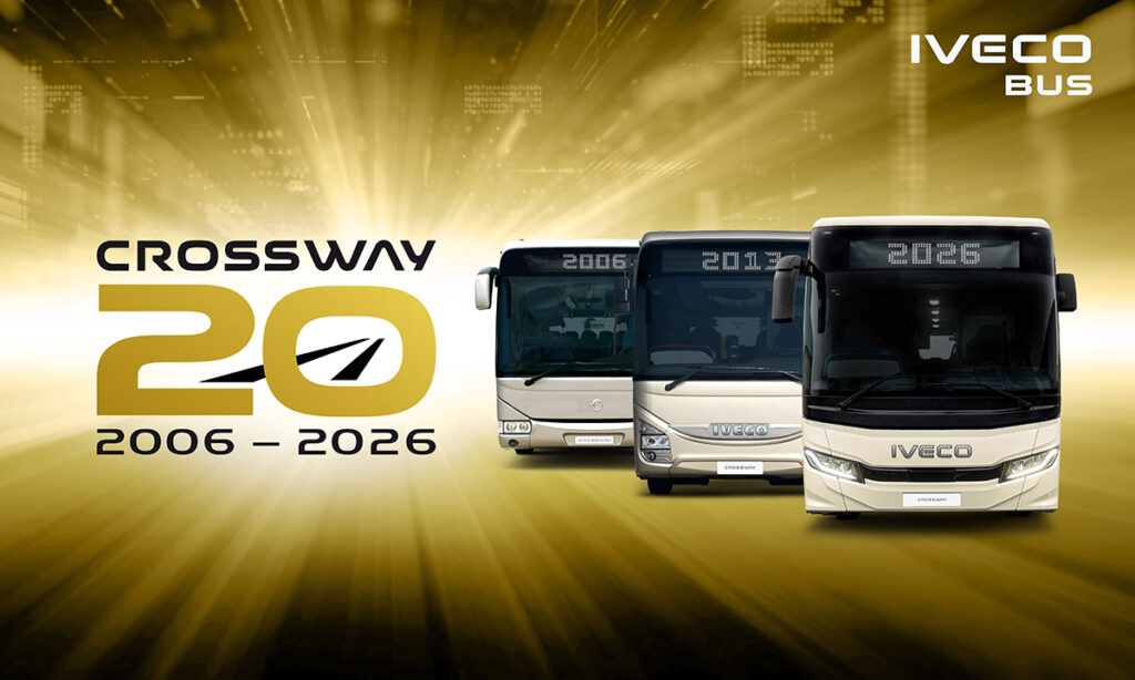 Auf einem Iveco-Werbebild sind drei Varianten des Überlandbusses Crossway dargestellt.