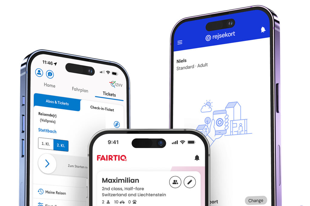 Drei Mobiltelefone nebeneinander.